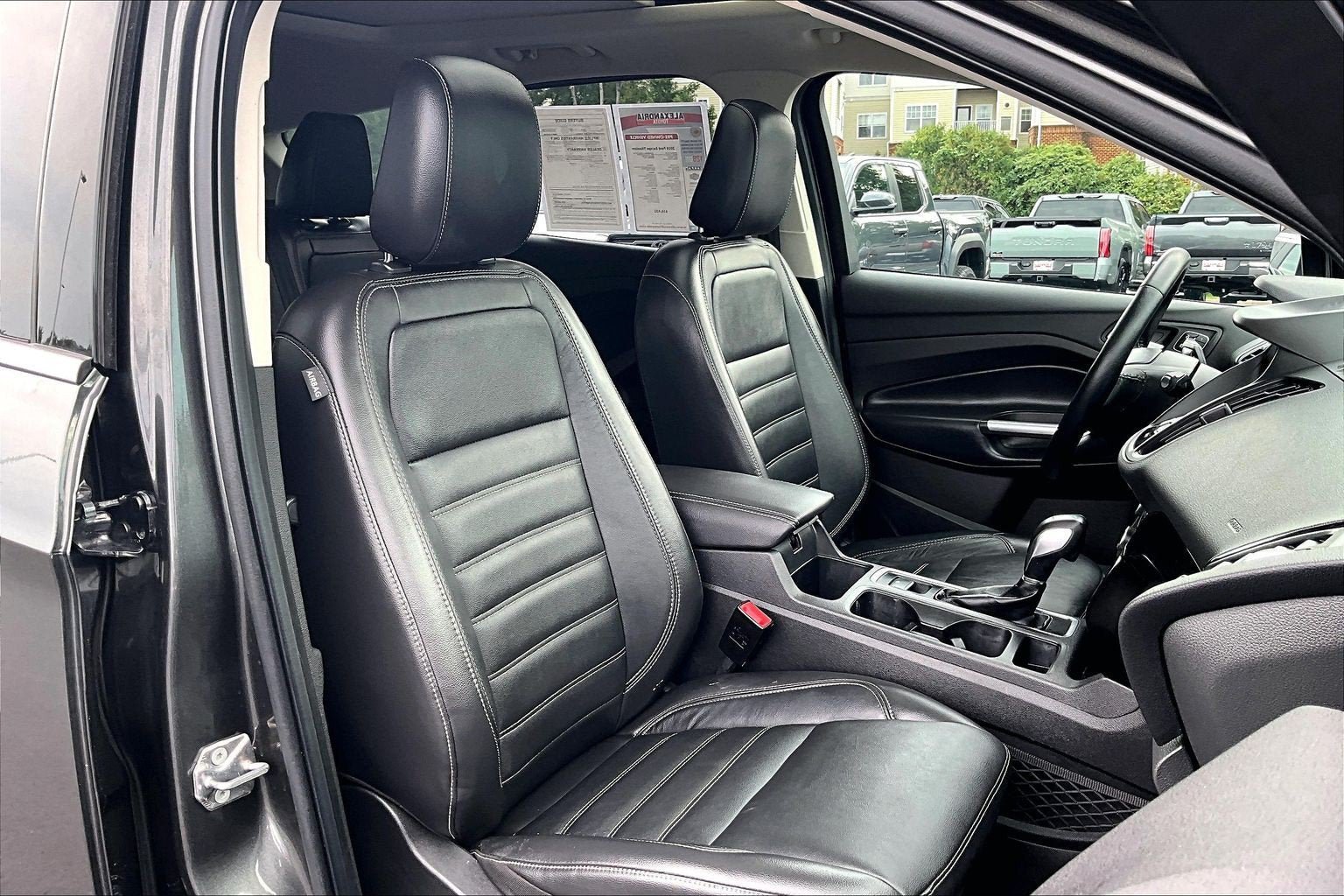 Used 2019 Ford Escape Titanium AWD/4WD image 7