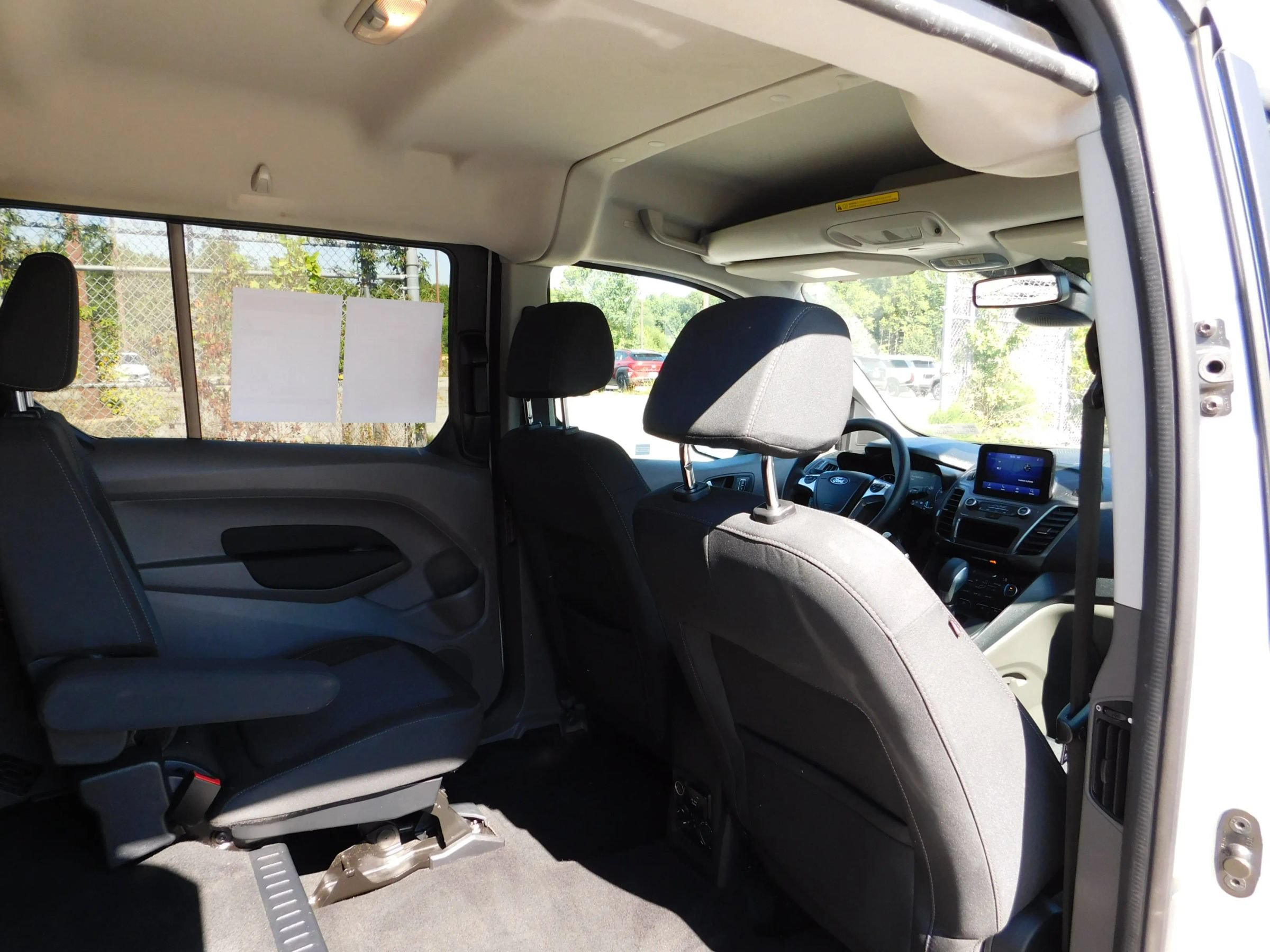 Used 2021 Ford Transit Connect XLT FWD image 12