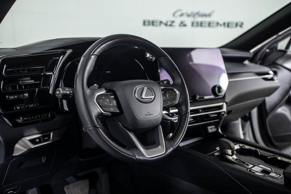 Used 2024 Lexus RX 350 image 20