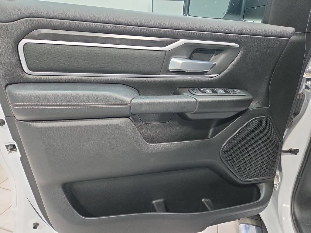Used 2024 RAM 1500 Big Horn AWD/4WD image 34