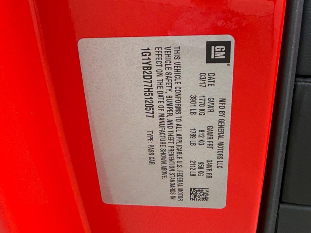 Used 2017 Chevrolet Corvette Stingray Coupe w/ Carbon Flash Badge Package image 20