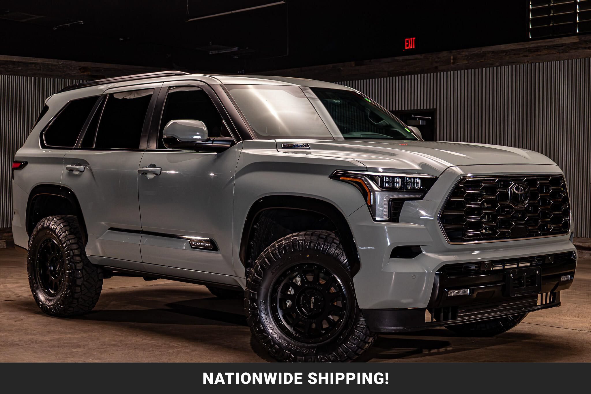 Used 2024 Toyota Sequoia Platinum AWD/4WD image 1
