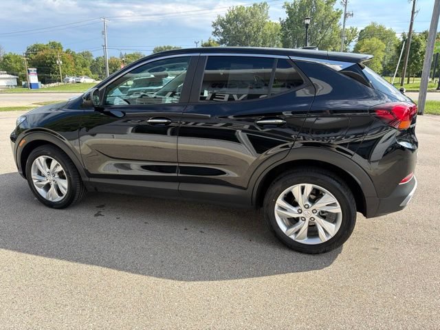 Certified 2024 Buick Encore GX Preferred w/ Comfort Package FWD image 5