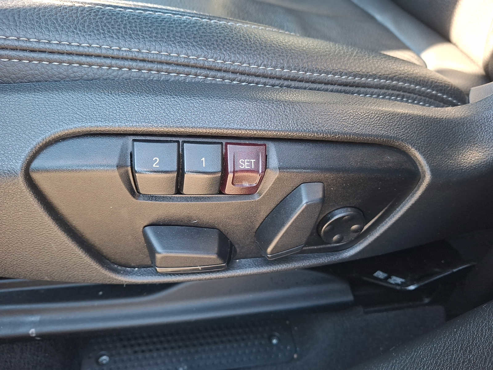 Used 2019 BMW X1 xDrive28i w/ Convenience Package image 10