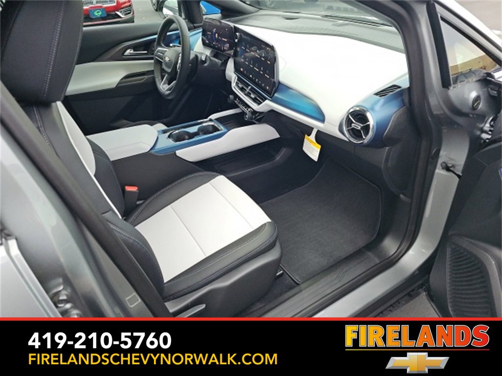 New 2026 Chevrolet Equinox EV LT image 58