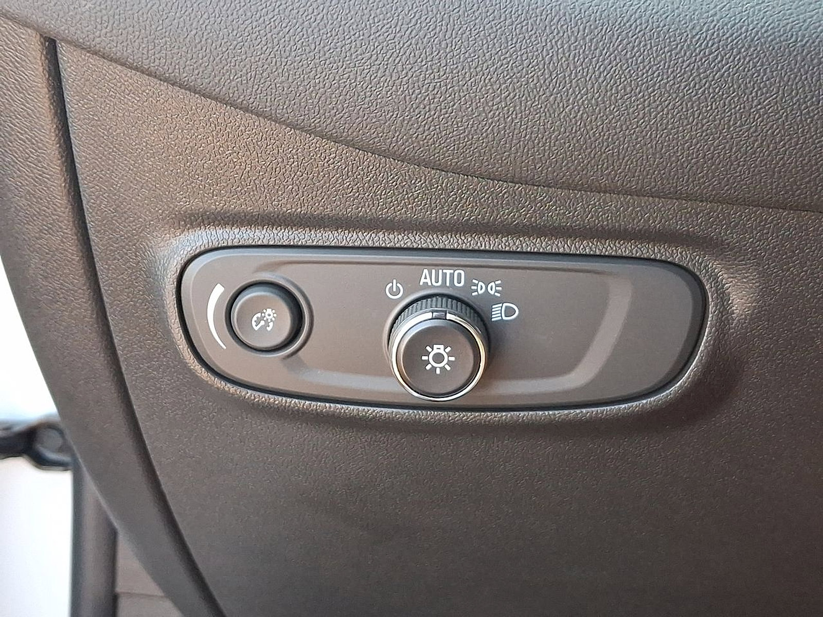 Certified 2022 Chevrolet Equinox LT image 18