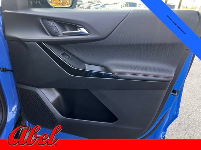 New 2025 Chevrolet Equinox RS w/ Convenience Package III FWD image 31