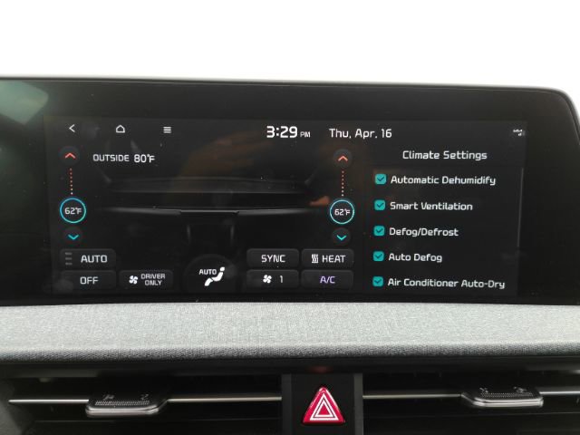 Used 2024 Kia EV6 Light RWD image 44