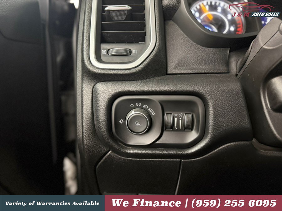 Used 2019 RAM 2500 Big Horn w/ Cold Weather Group AWD/4WD image 28