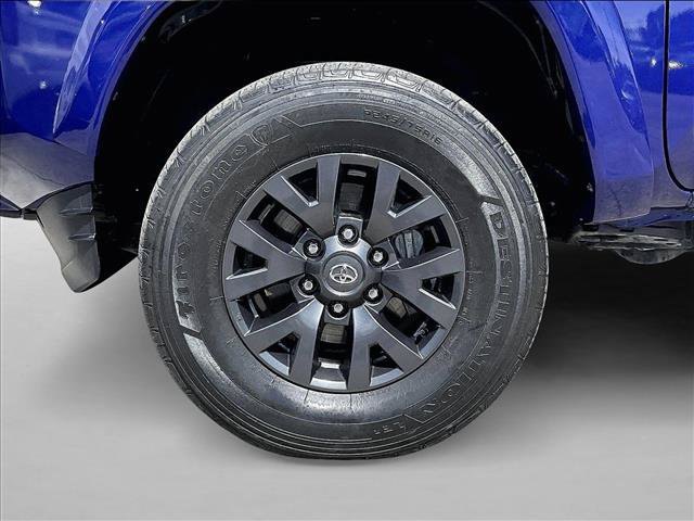Used 2022 Toyota Tacoma SR5 w/ Technology Package RWD image 10