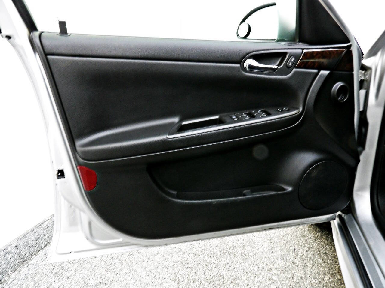 Used 2014 Chevrolet Impala Limited LS image 7