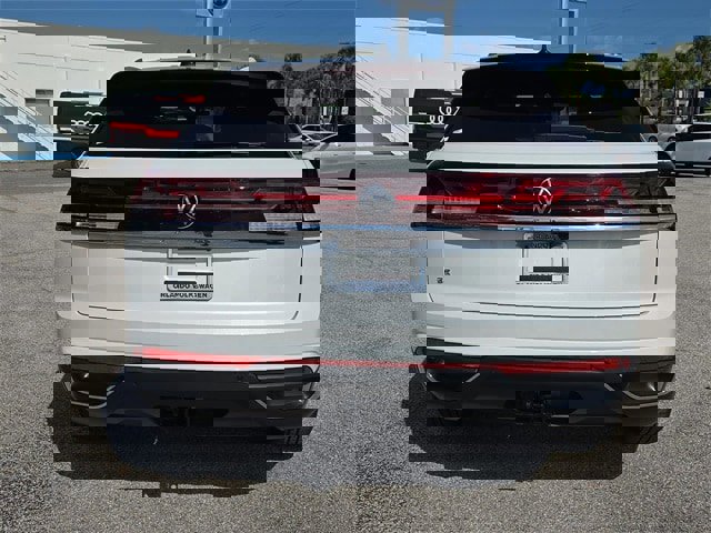 New 2026 Volkswagen Atlas Cross Sport SE image 4