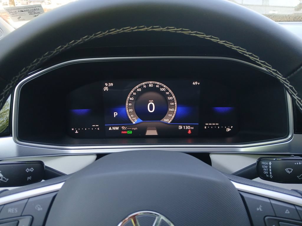 New 2026 Volkswagen Taos SE FWD image 15