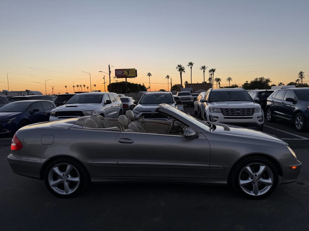 Used 2005 Mercedes-Benz CLK 320 Cabriolet image 10