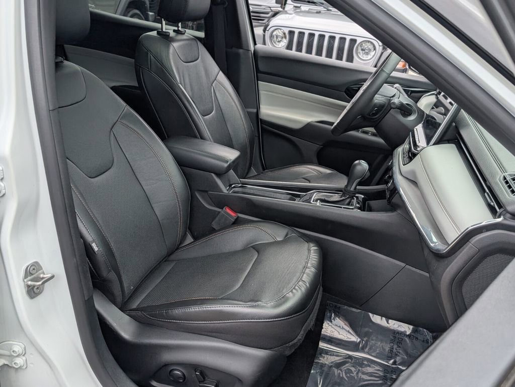 Used 2023 Jeep Compass Limited w/ Elite Group image 20