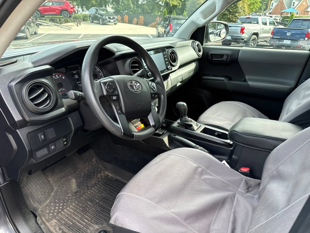 Used 2021 Toyota Tacoma SR AWD/4WD image 11