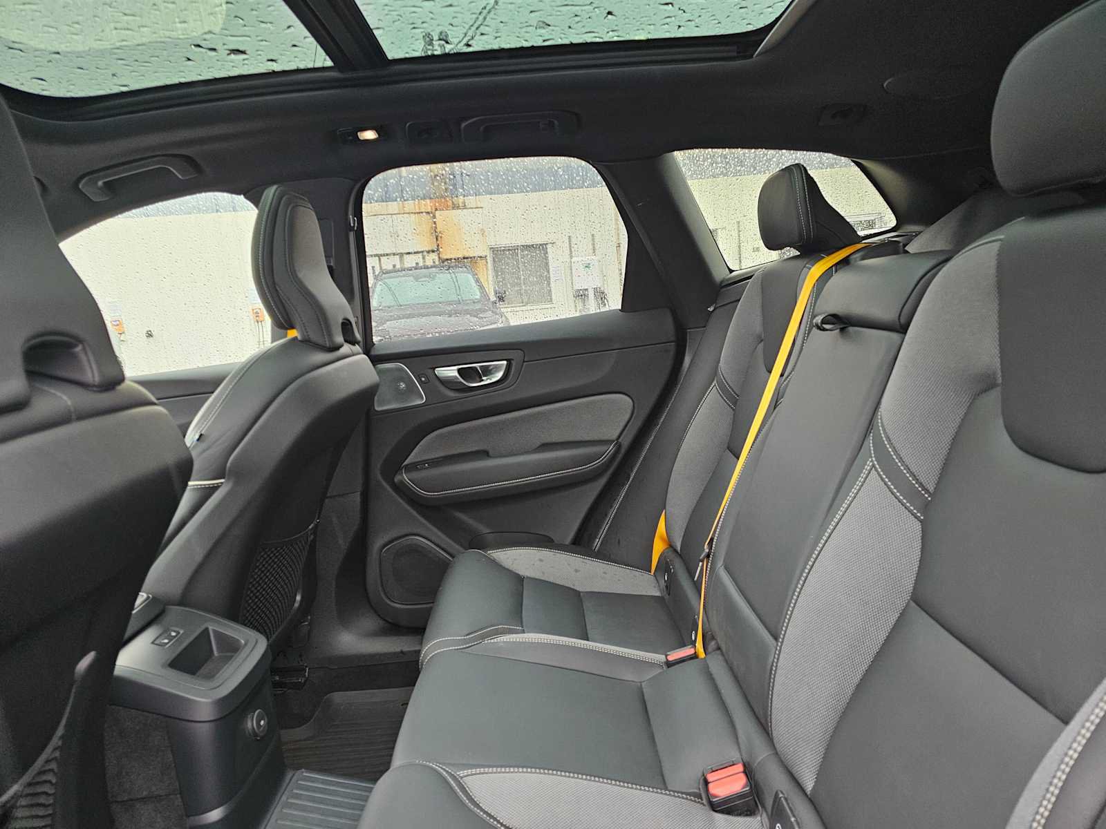 Certified 2025 Volvo XC60 T8 Polestar w/ Protection Package Premier AWD/4WD image 10