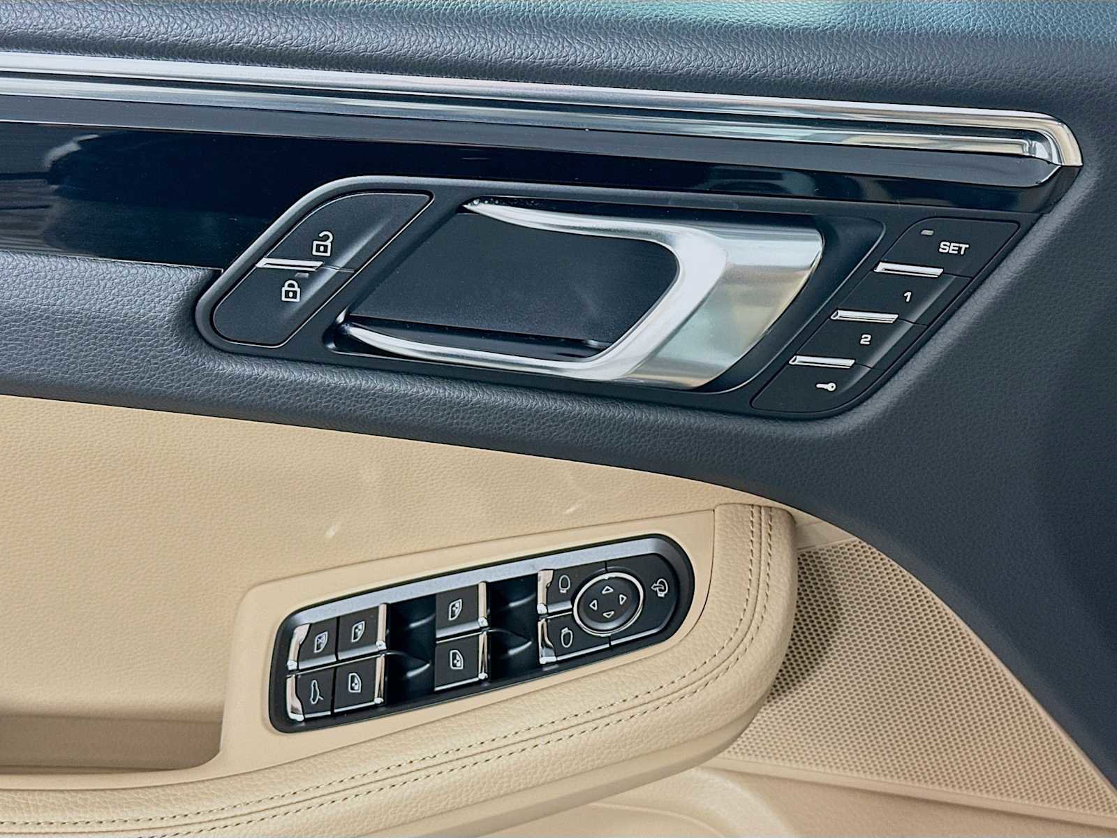 New 2026 Porsche Macan S AWD/4WD image 11