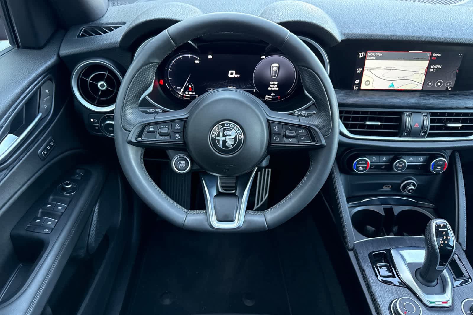 Used 2024 Alfa Romeo Stelvio Sprint RWD image 14