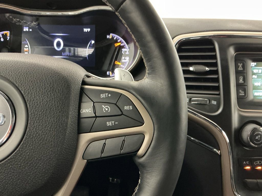 Used 2017 Jeep Grand Cherokee Limited AWD/4WD image 14