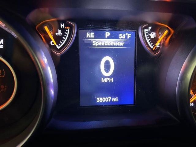 Used 2022 Jeep Gladiator Sport AWD/4WD image 10
