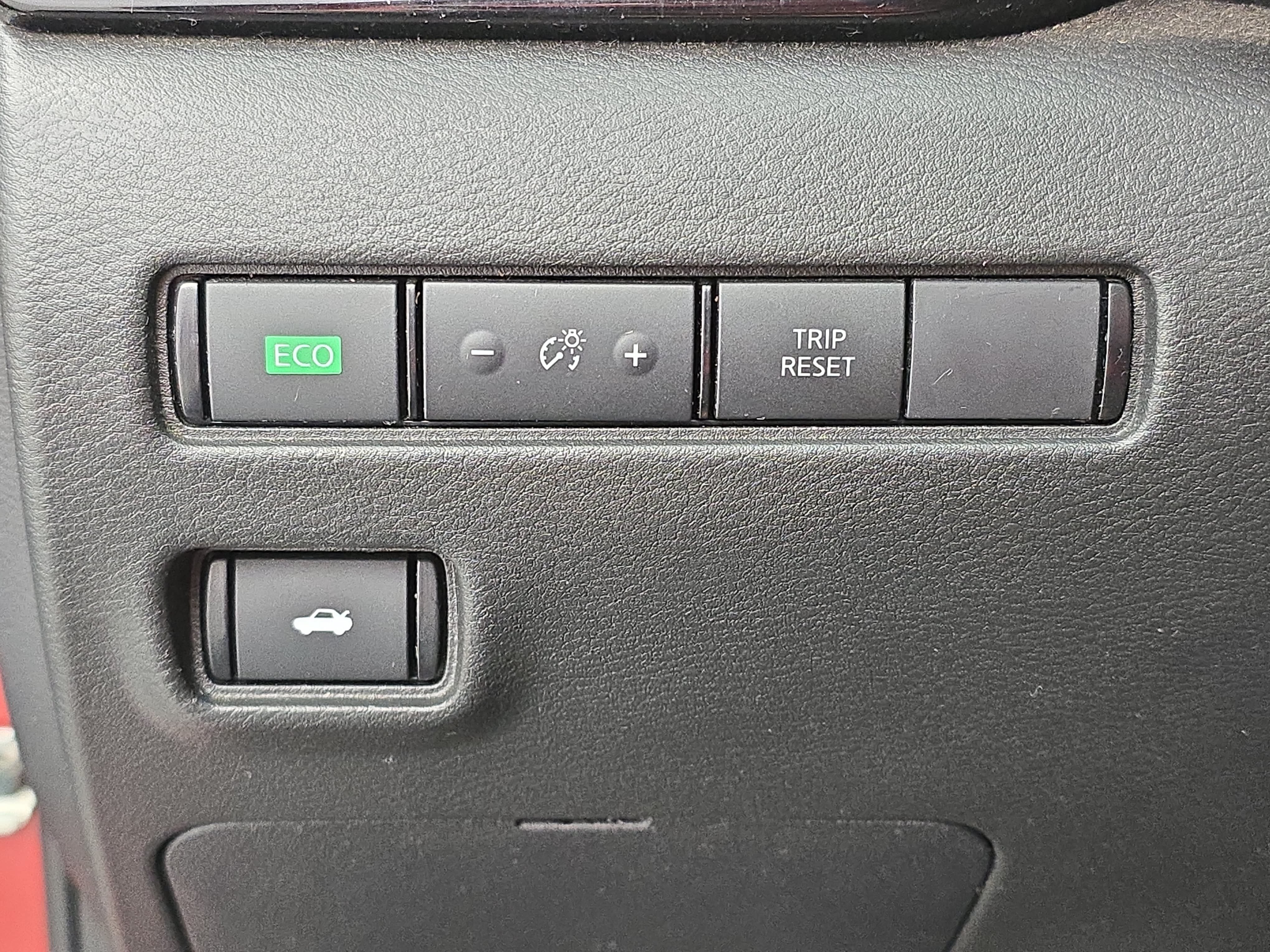 Used 2024 Nissan Sentra SV w/ SV Premium Package FWD image 24