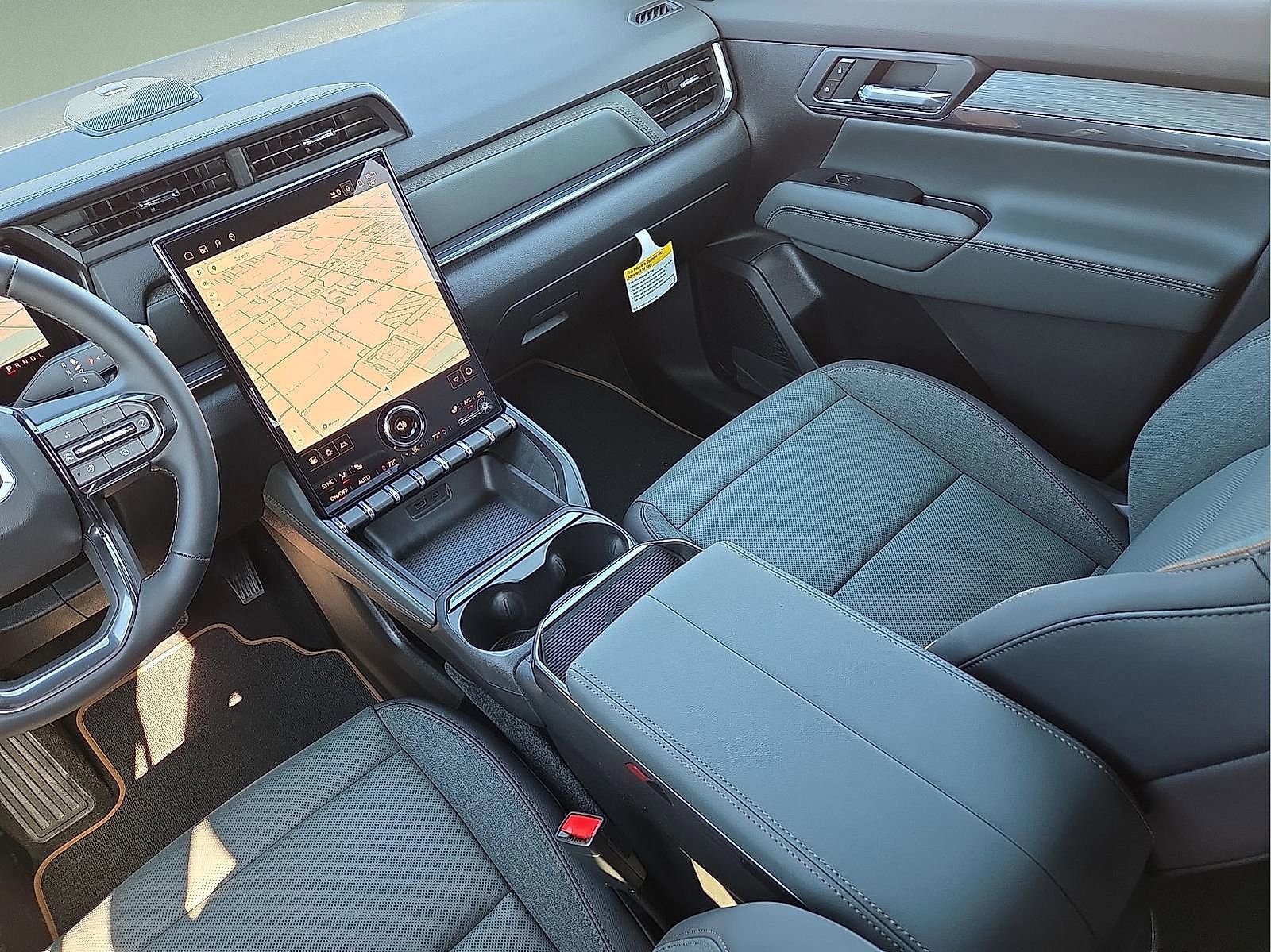 New 2026 GMC Terrain AT4 AWD/4WD image 12