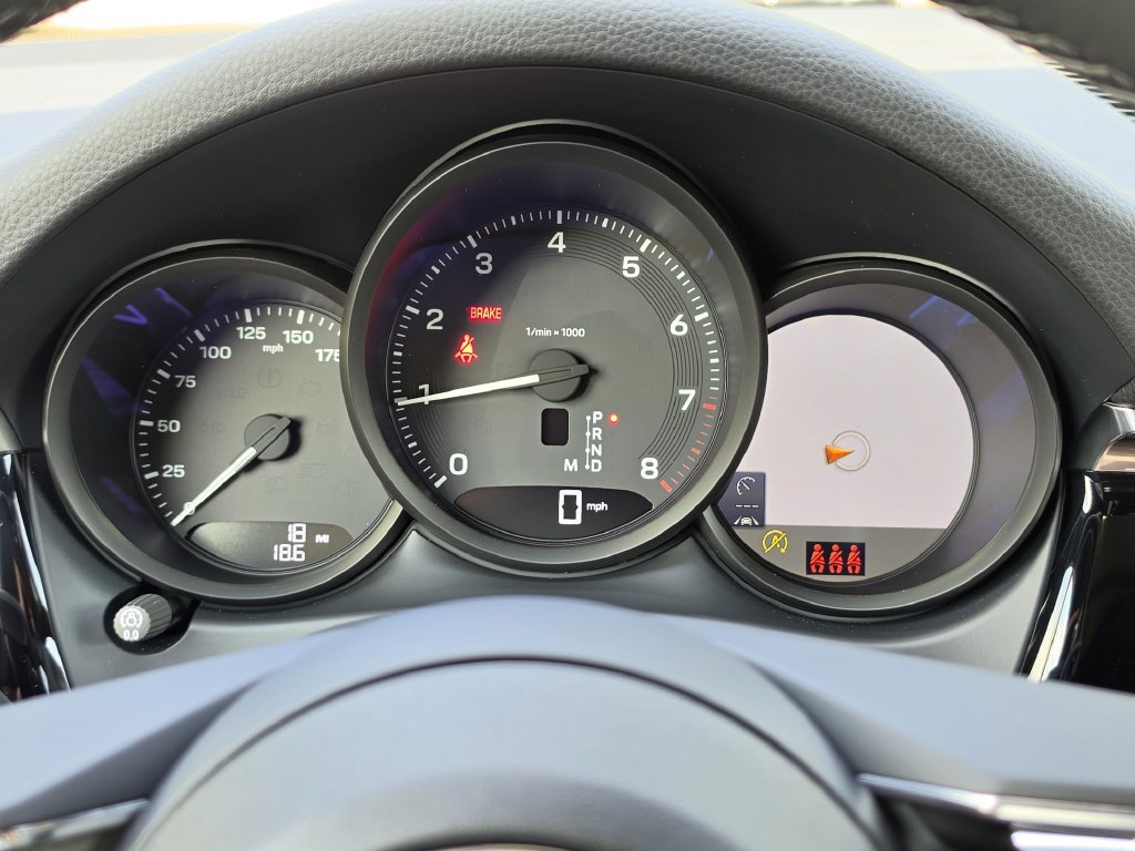 New 2026 Porsche Macan AWD/4WD image 26