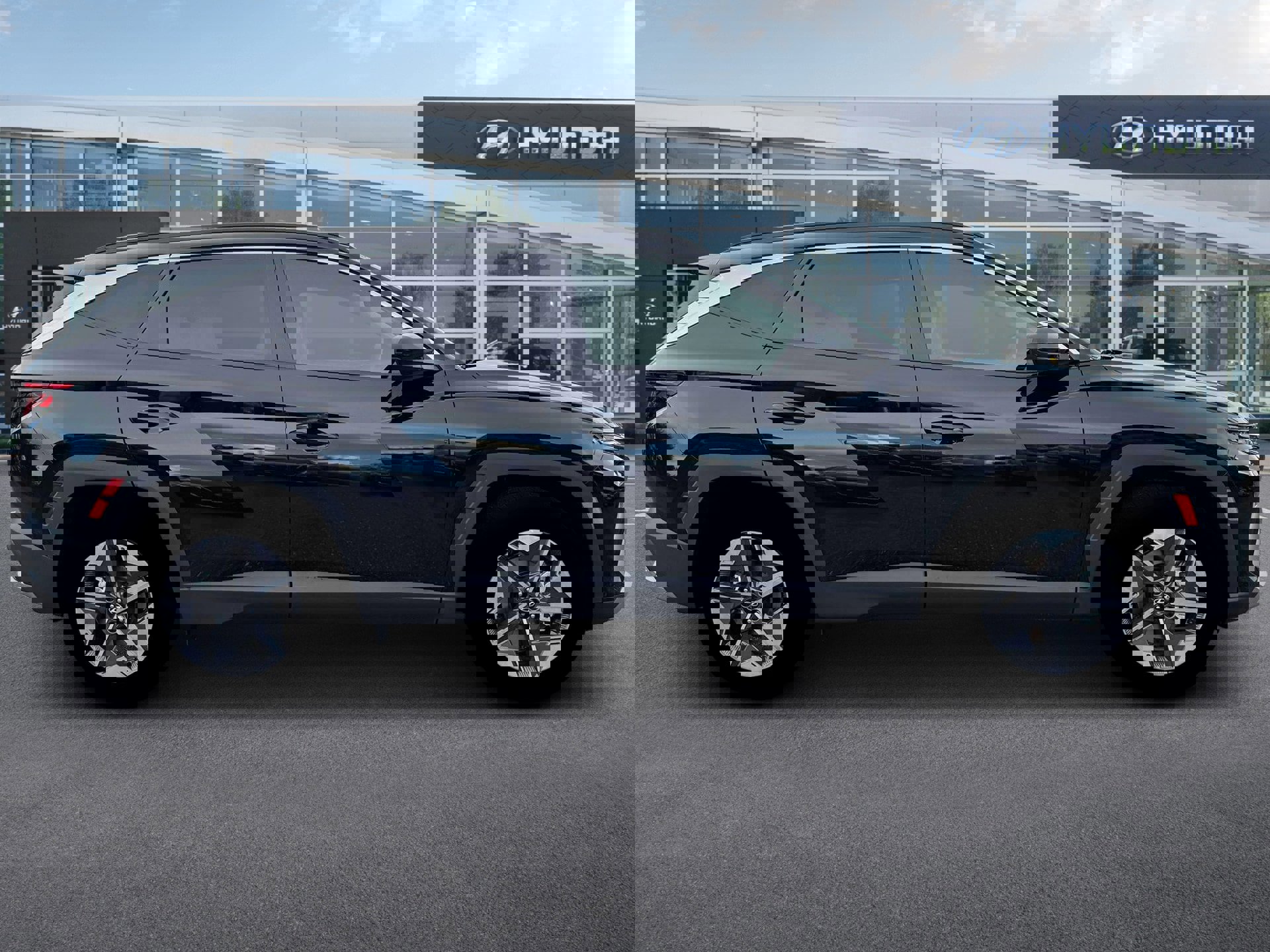 New 2026 Hyundai Tucson SEL image 9