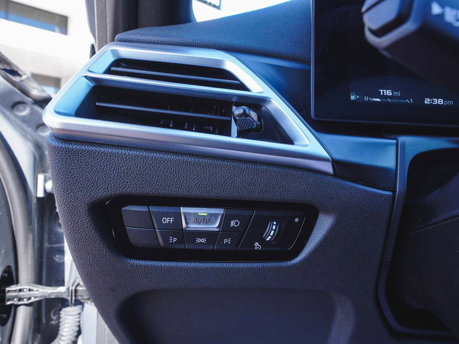 Used 2025 BMW M340i xDrive image 28