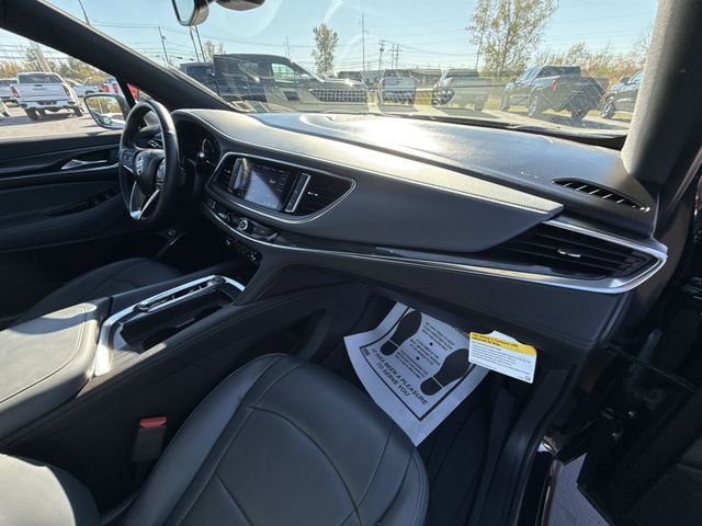 Certified 2023 Buick Enclave Essence w/ Sport Touring Edition image 27