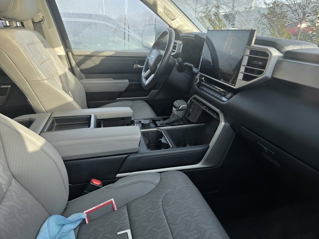 Used 2024 Toyota Tundra Limited image 14