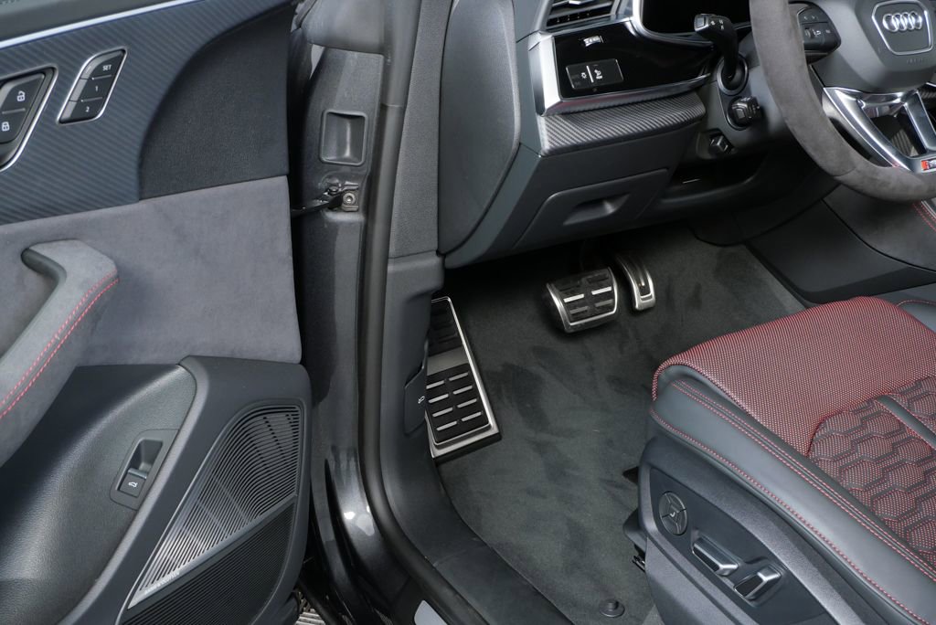 New 2026 Audi RS Q8 performance image 7