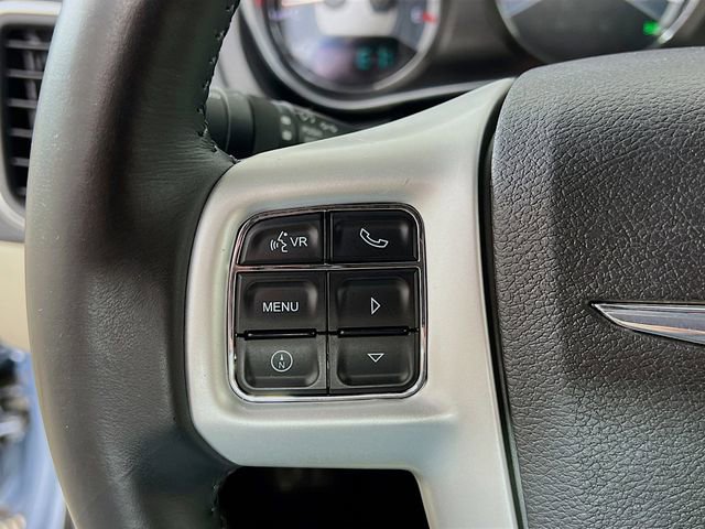 Used 2013 Chrysler 200 Limited image 13