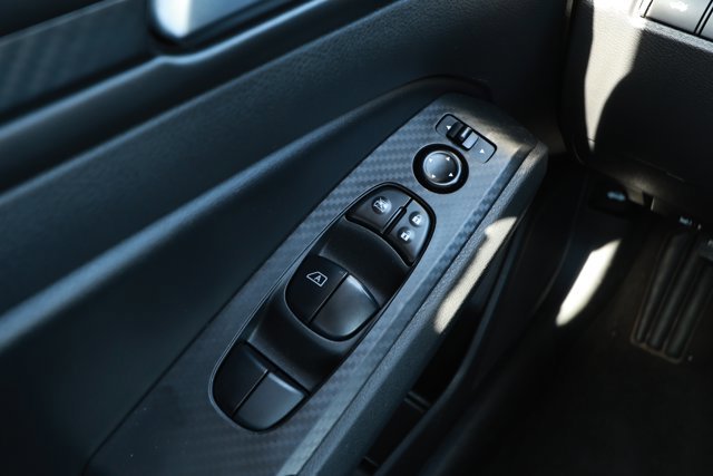 Used 2024 Nissan Altima 2.5 SV FWD image 18