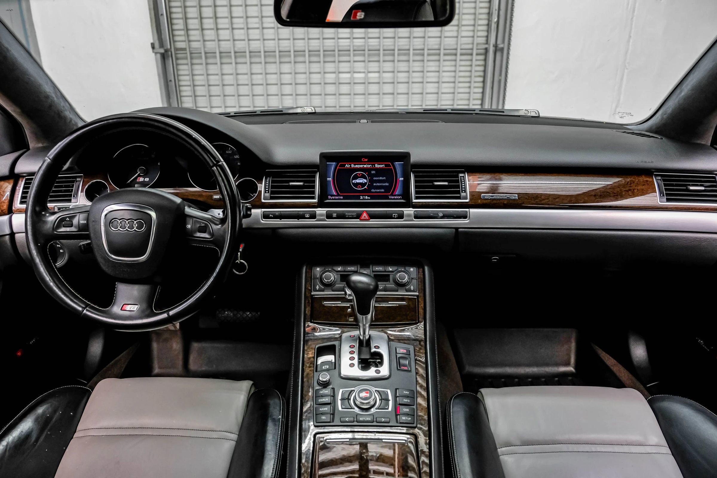 Used 2007 Audi S8 image 15