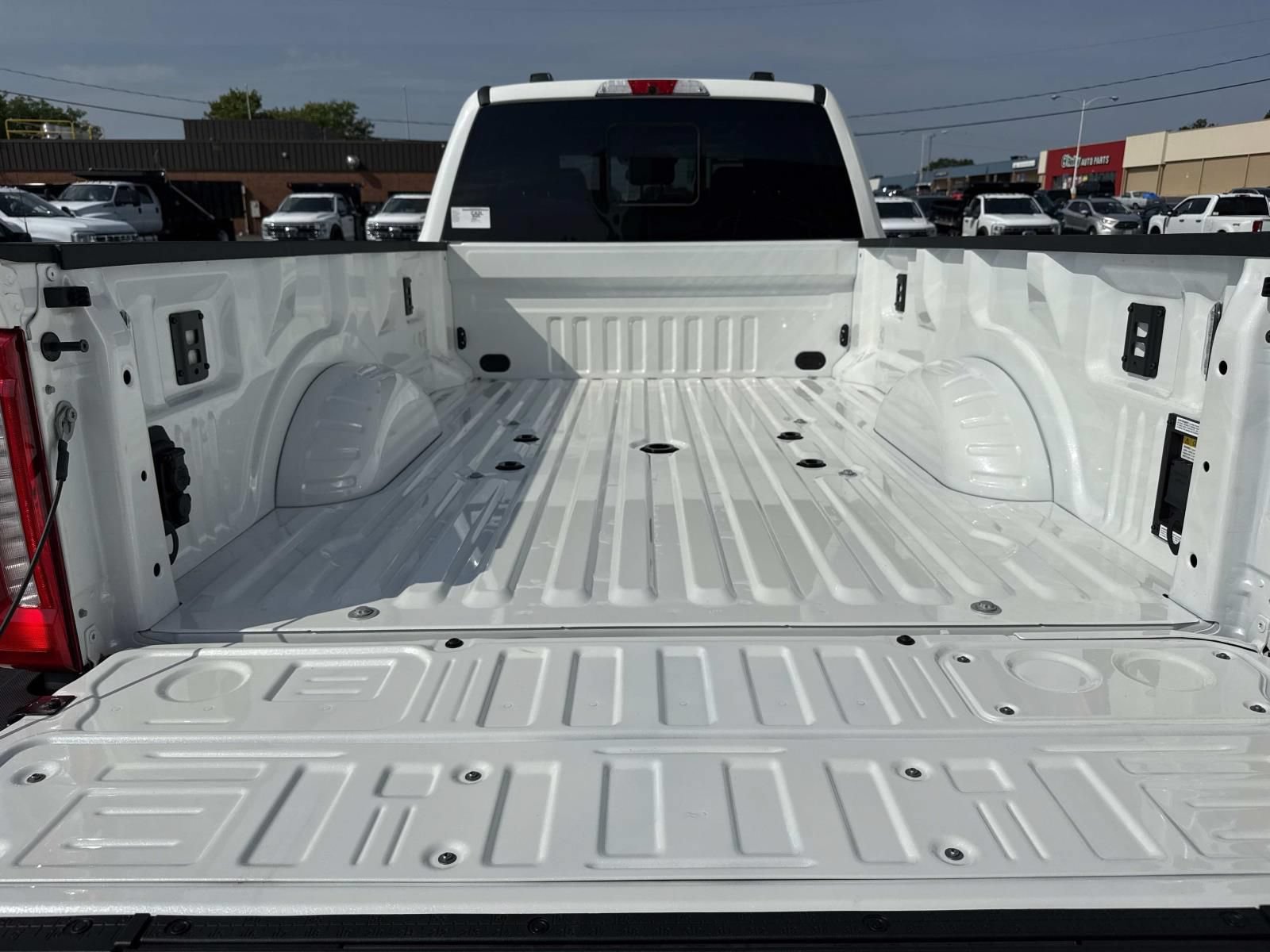 New 2026 Ford F350 Lariat w/ Lariat Ultimate Package AWD/4WD image 12