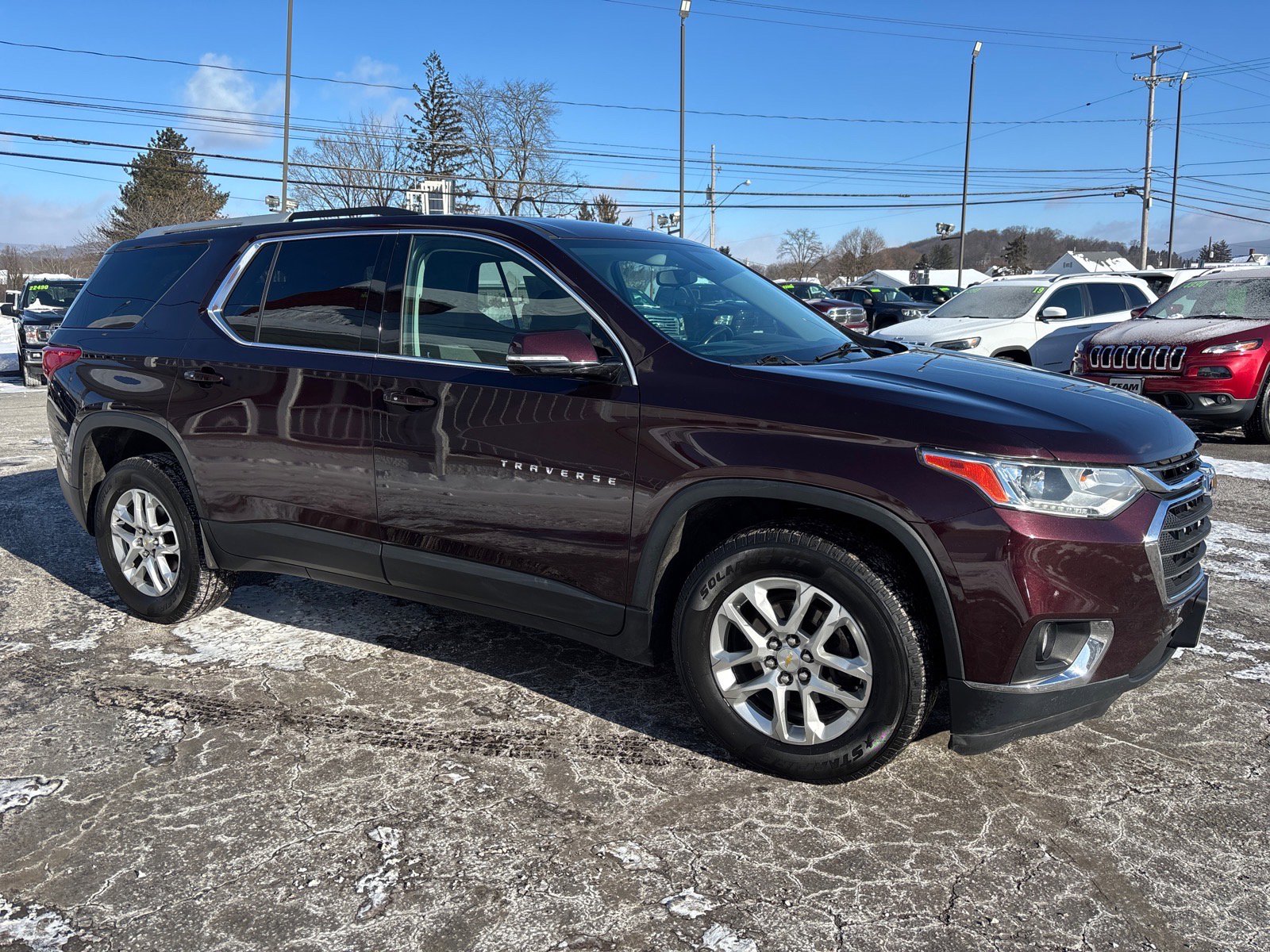 Used 2018 Chevrolet Traverse LT