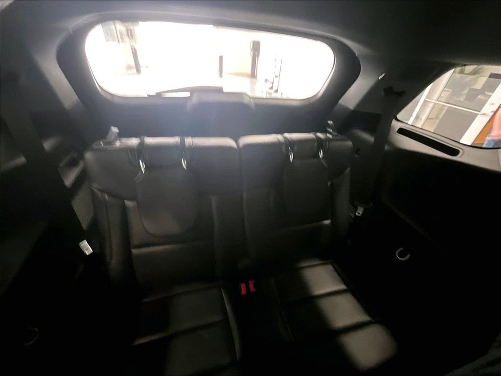 Used 2023 Ford Explorer Limited image 17