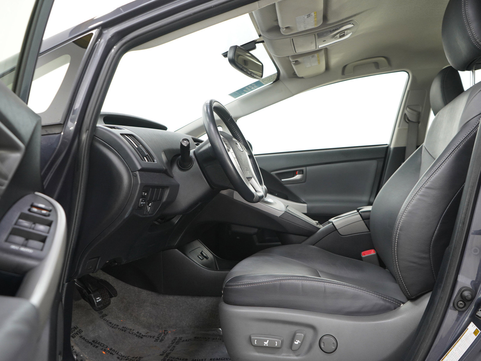 Used 2013 Toyota Prius Four FWD image 21