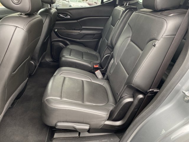 Used 2023 GMC Acadia SLT image 35