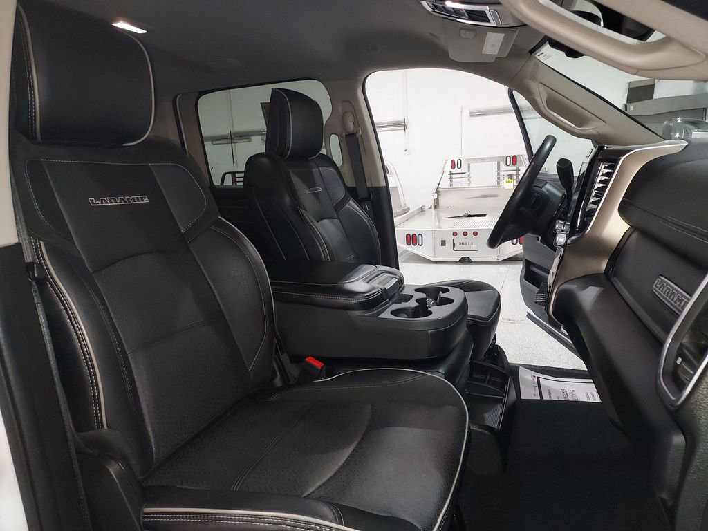 Used 2024 RAM 2500 Laramie image 30