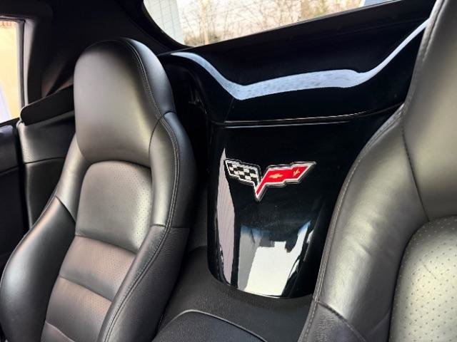 Used 2006 Chevrolet Corvette Convertible w/ Preferred Equipment Group image 23