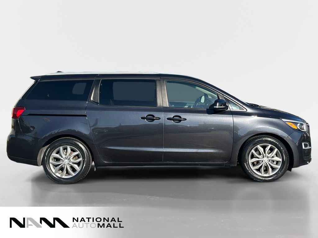 Used 2019 Kia Sedona EX image 6