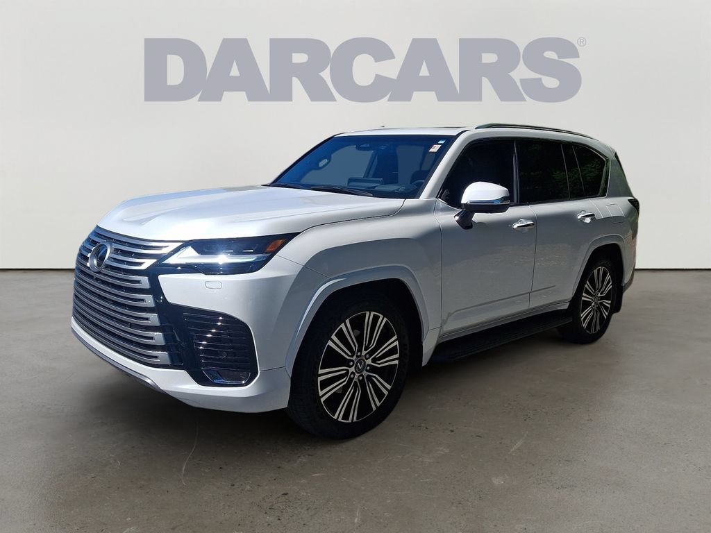 Used 2025 Lexus LX 600 4WD w/ Accessory Package (2T) image 3