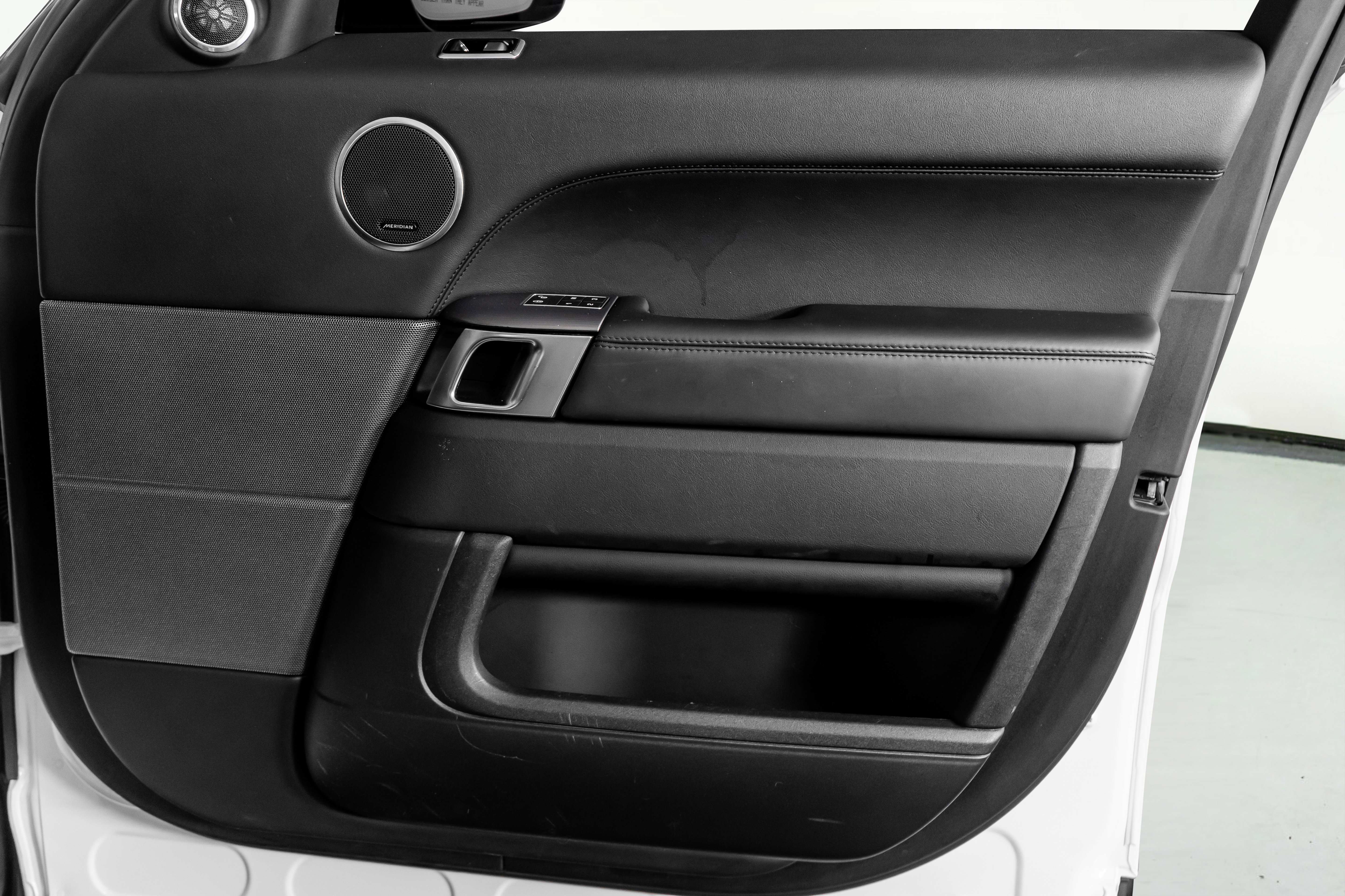 Used 2019 Land Rover Range Rover Sport HSE image 50