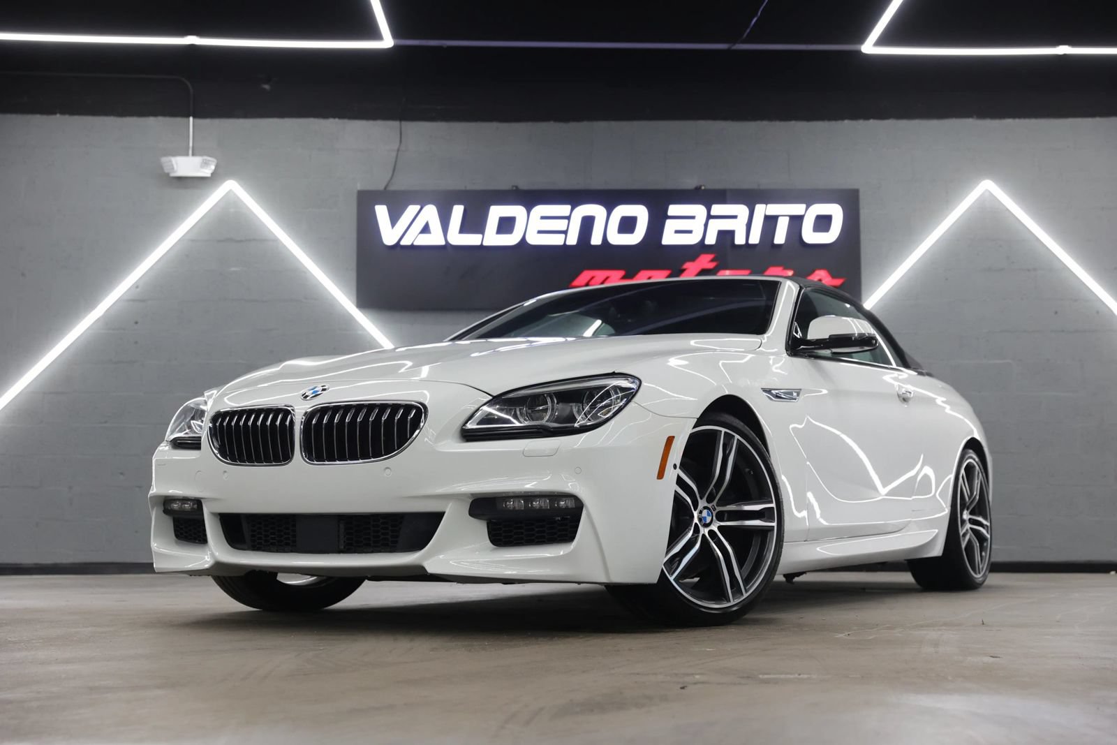 Used 2018 BMW 640i Convertible RWD image 2