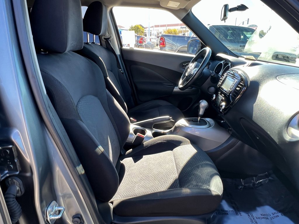Used 2015 Nissan Juke SV w/ Technology Package image 17