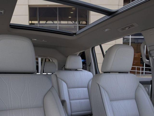 New 2026 Buick Enclave Avenir w/ Super Cruise Package image 24