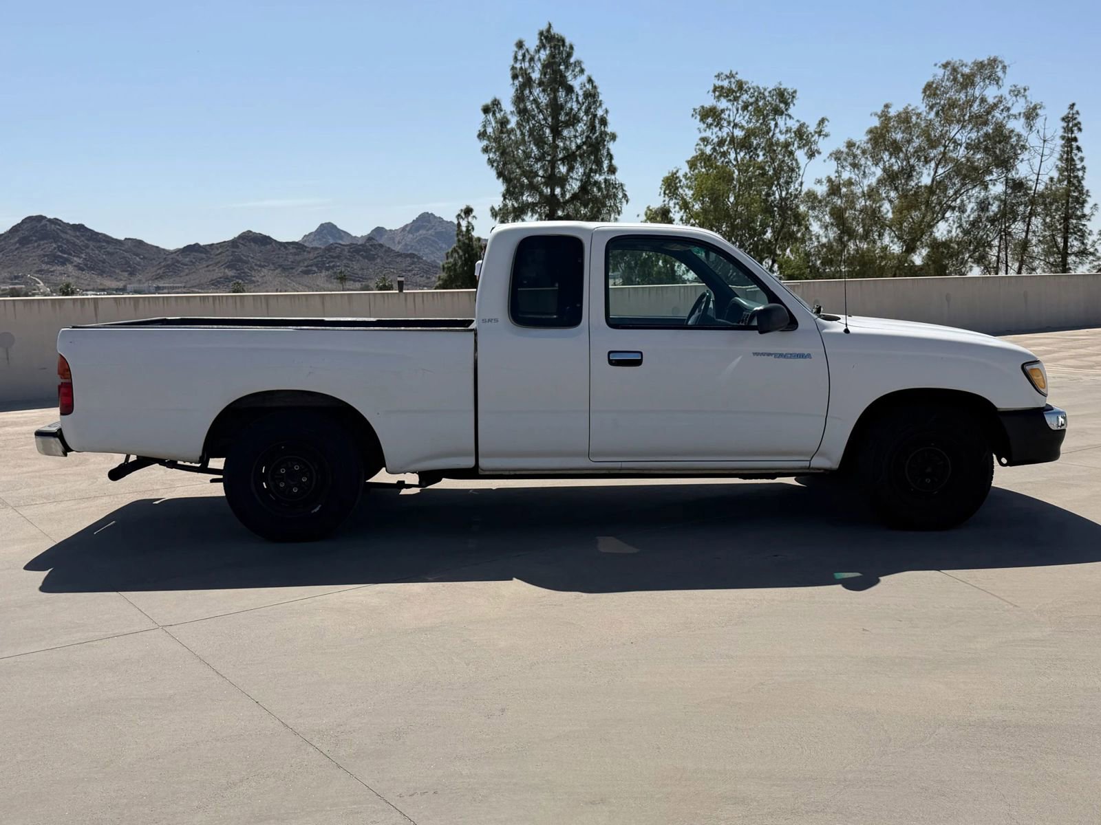 Used 1999 Toyota Tacoma 2WD Xtracab image 5
